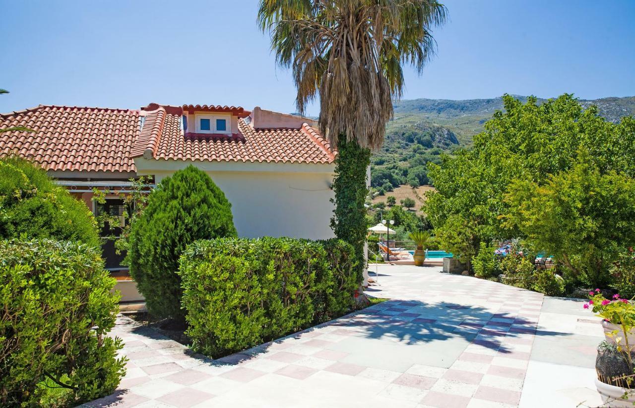 Eleana Villa Angouselianá Екстериор снимка