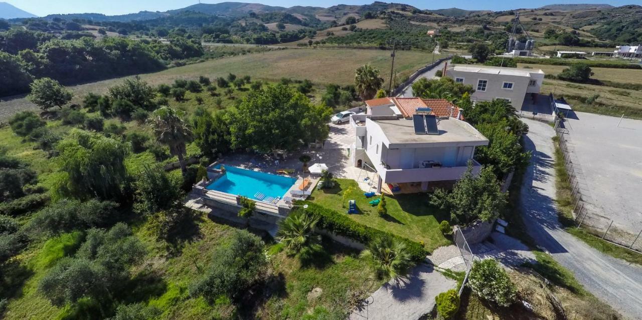 Eleana Villa Angouselianá Екстериор снимка