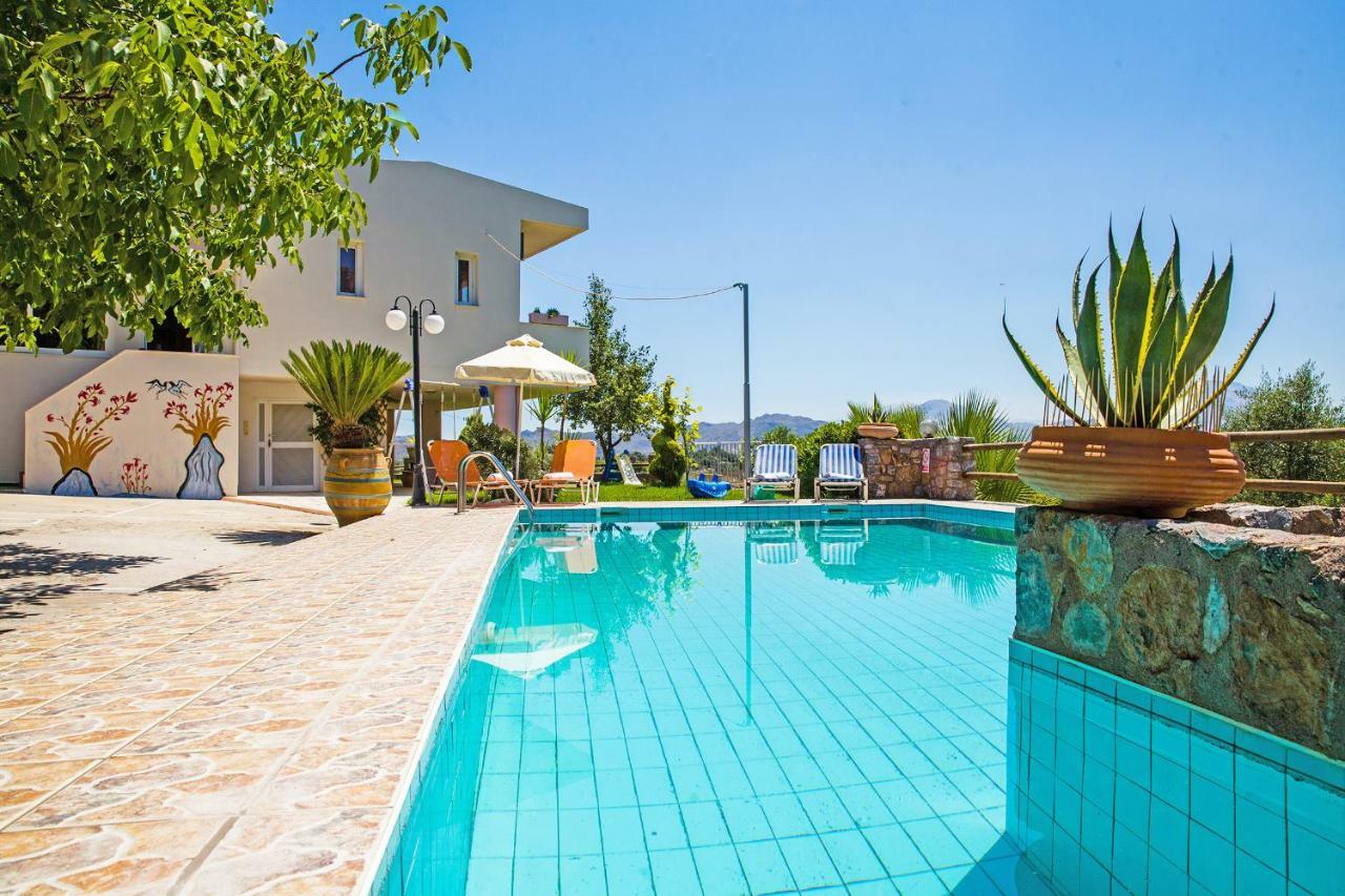 Eleana Villa Angouselianá Екстериор снимка