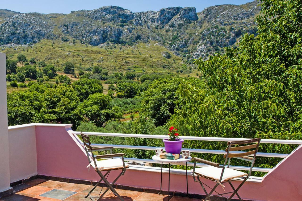 Eleana Villa Angouselianá Екстериор снимка