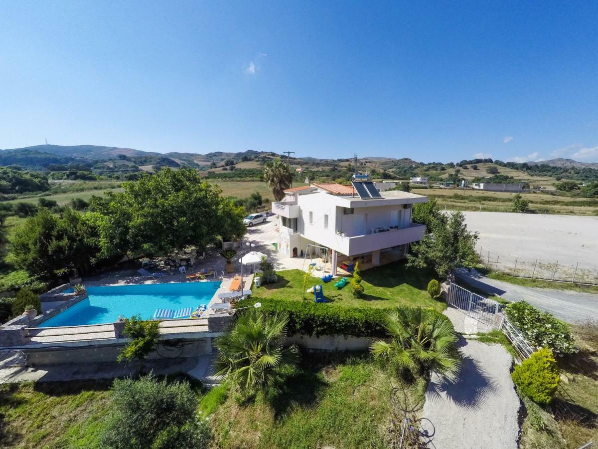 Eleana Villa Angouselianá Екстериор снимка