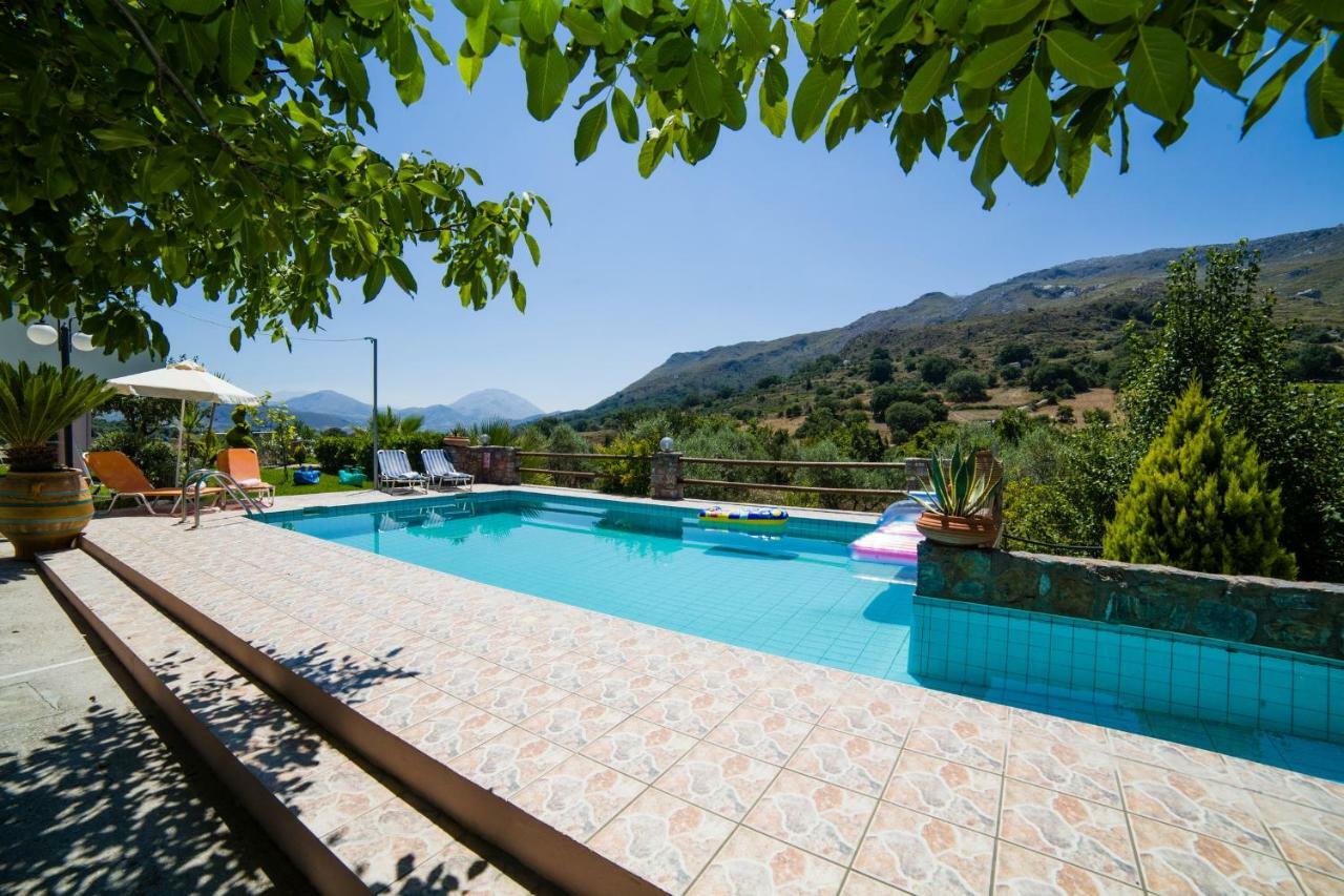 Eleana Villa Angouselianá Екстериор снимка